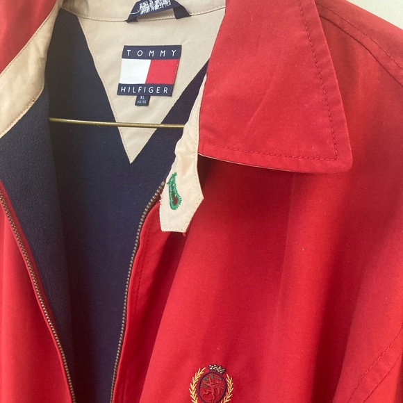 Tommy Hilfiger men’s red bomber/jacket - Picture 3 of 15